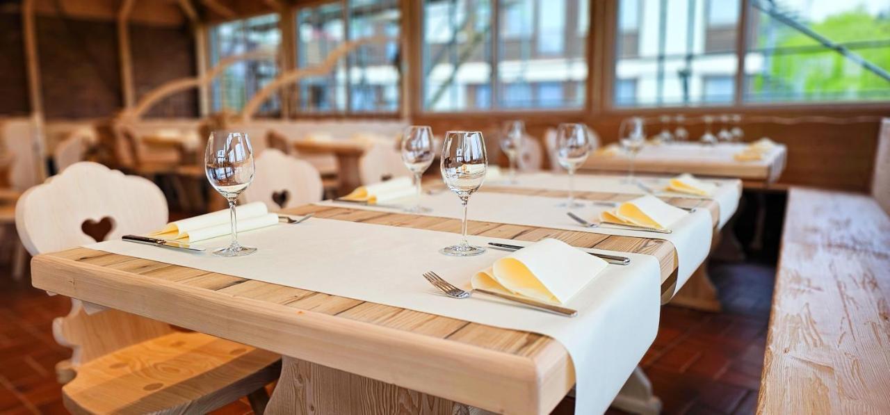 Schwaben Hotel Ebnisee エクステリア 写真