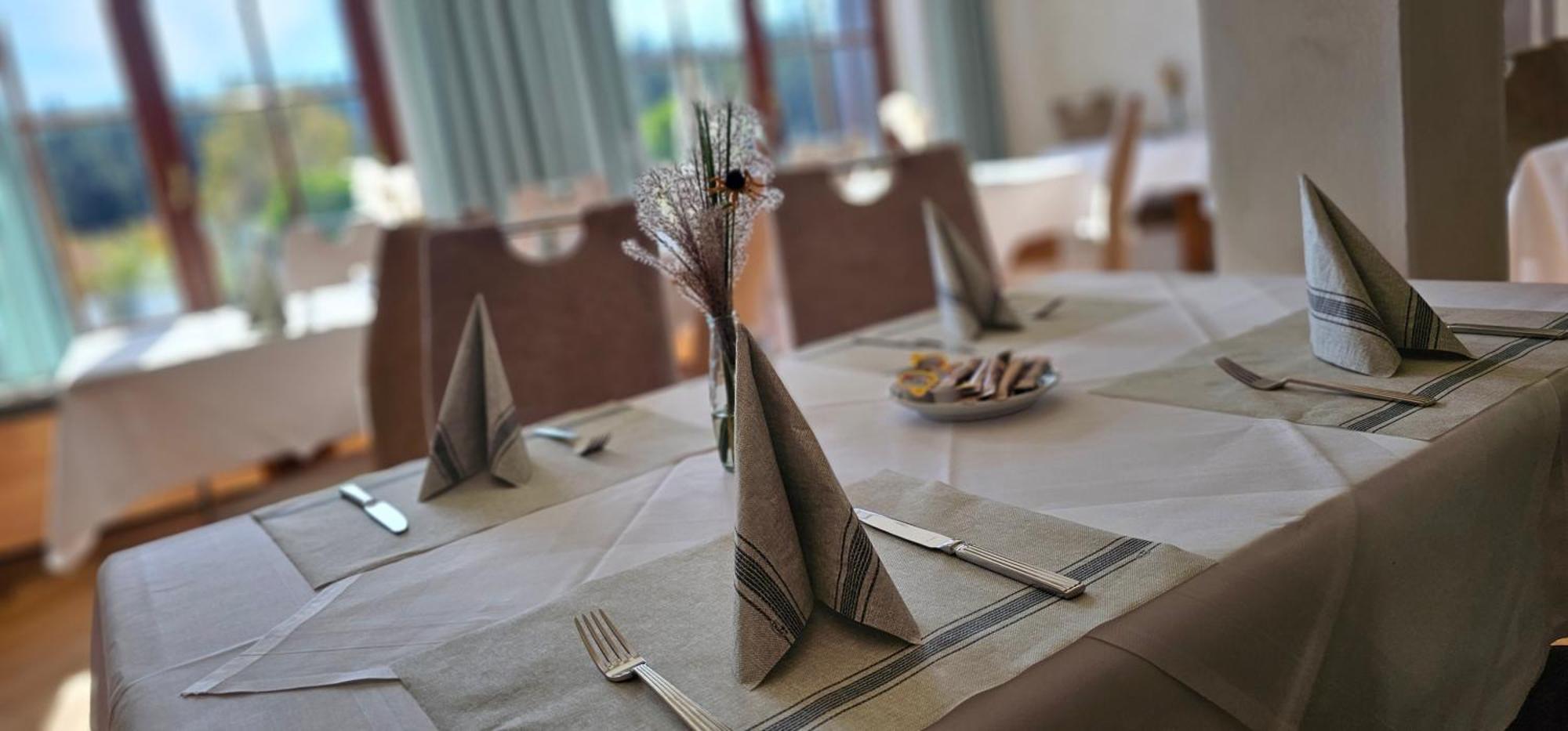 Schwaben Hotel Ebnisee エクステリア 写真